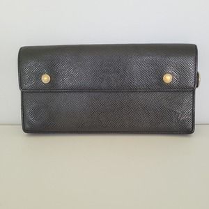 LOUIS VUITTON Taiga Black Envelope Wallet Continental Organizer Large Authentic